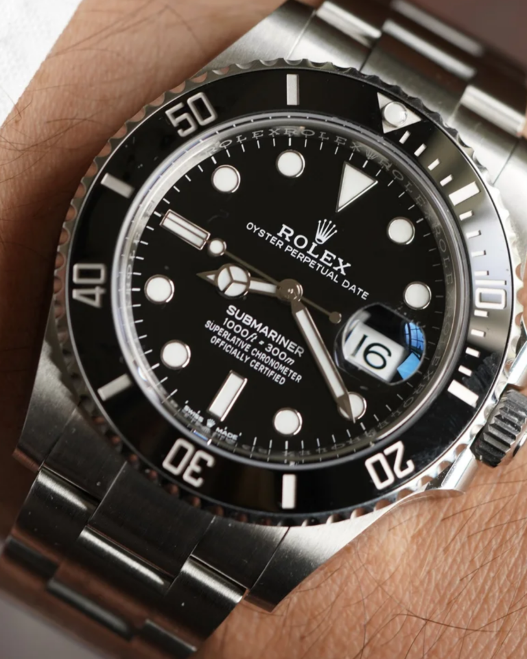 Submariner Date Reference 126610LN (2)