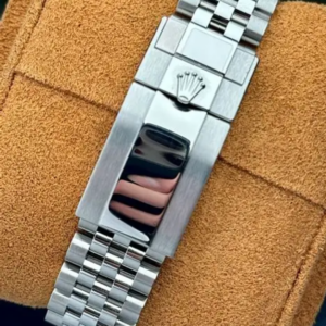 Rolex GMT-Master II Bruce Wayne - Image 3