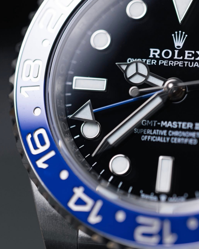 GMT-Master II BATGIRL (3)