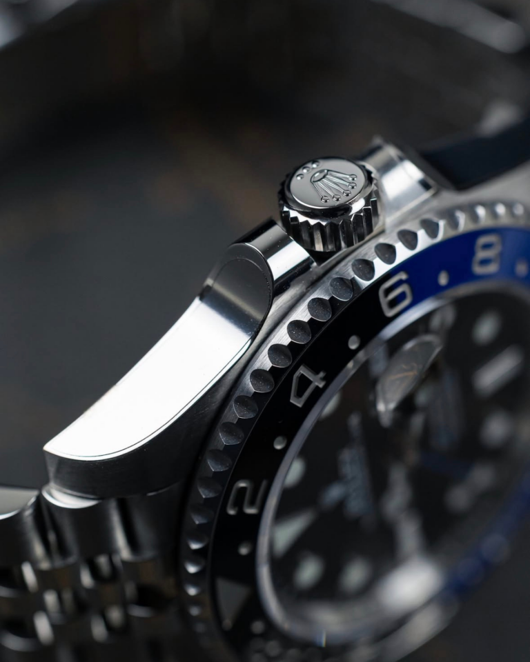 GMT-Master II BATGIRL (6)
