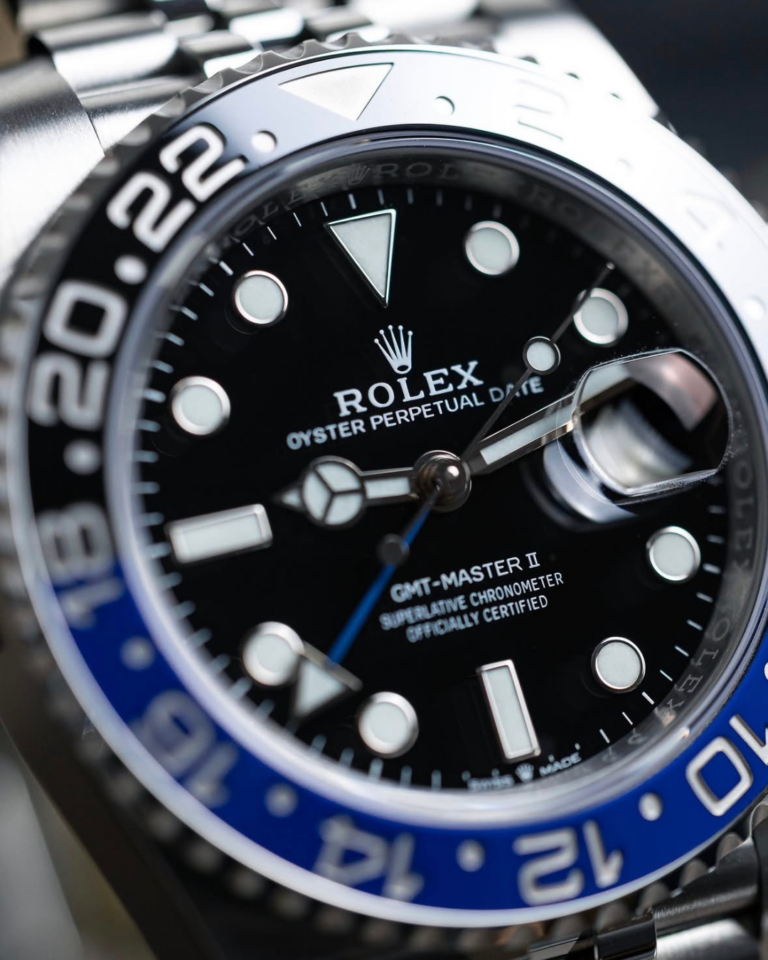 GMT-Master II BATGIRL (7)